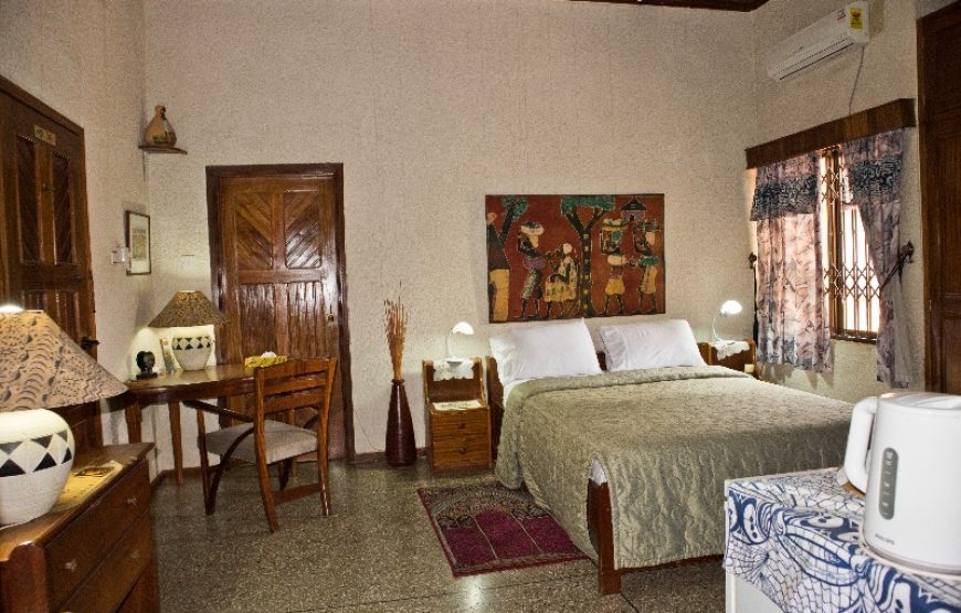THE POTTERY ROOM
