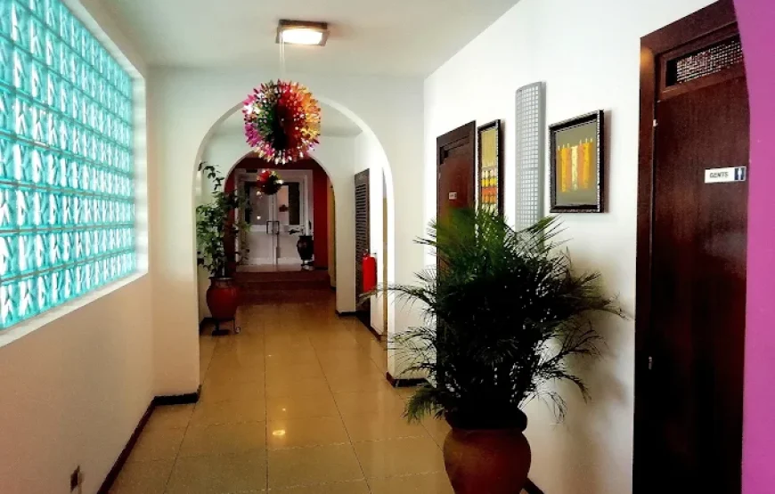 MAXLOT HOTEL