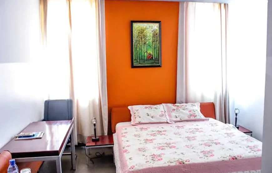 MAXLOT HOTEL