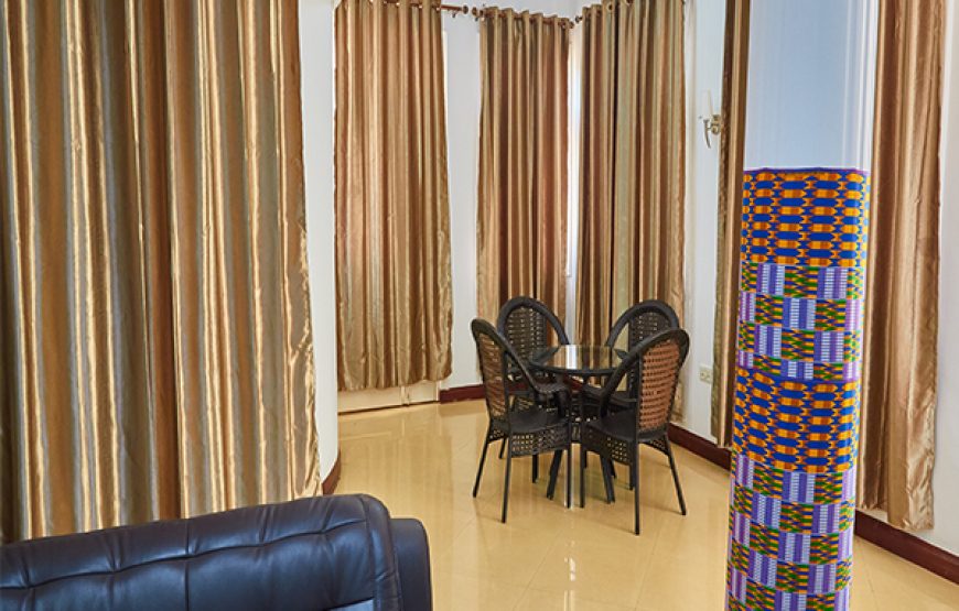 THE SUITE ROOM