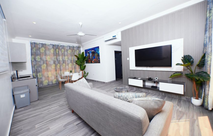 RIVER HILLS HOTEL & SUITES