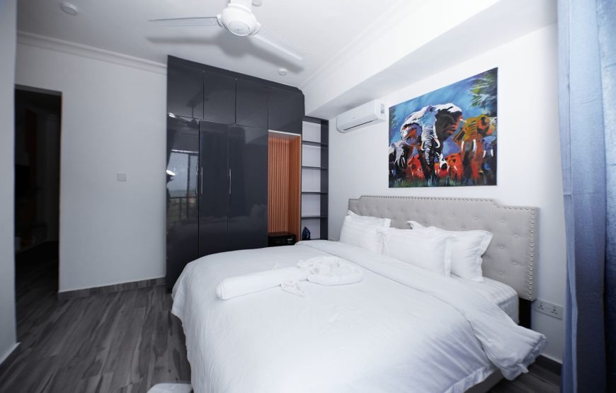 RIVER HILLS HOTEL & SUITES