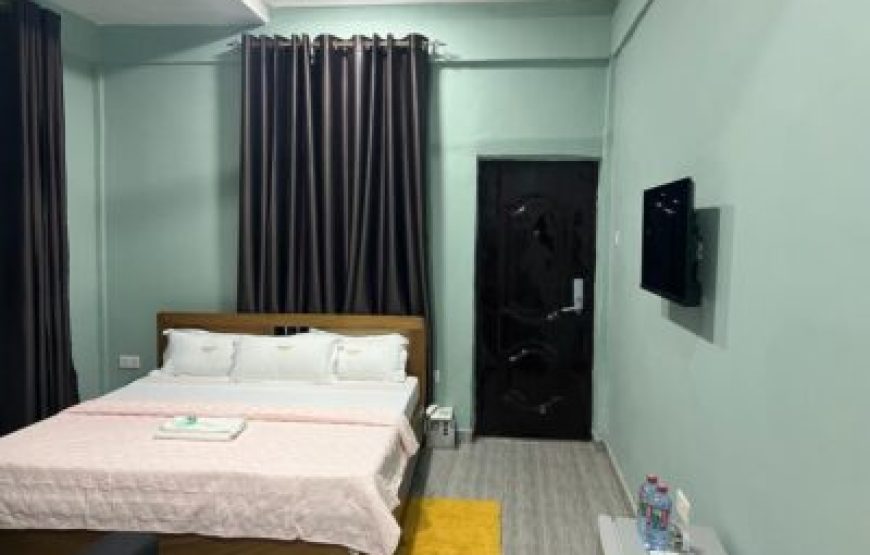 JACKIE GRAND HOTEL