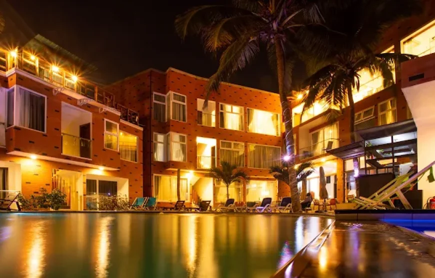 LA VILLA  APHRO HOTEL