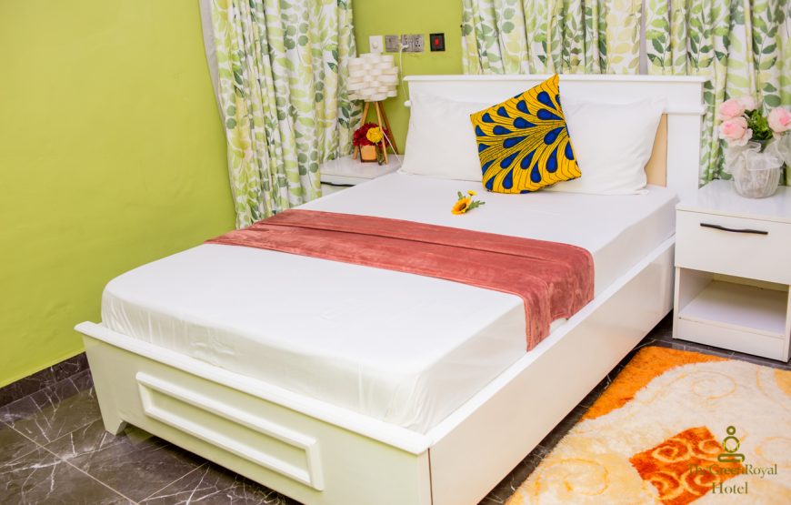 THE GREEN ROYAL HOTEL