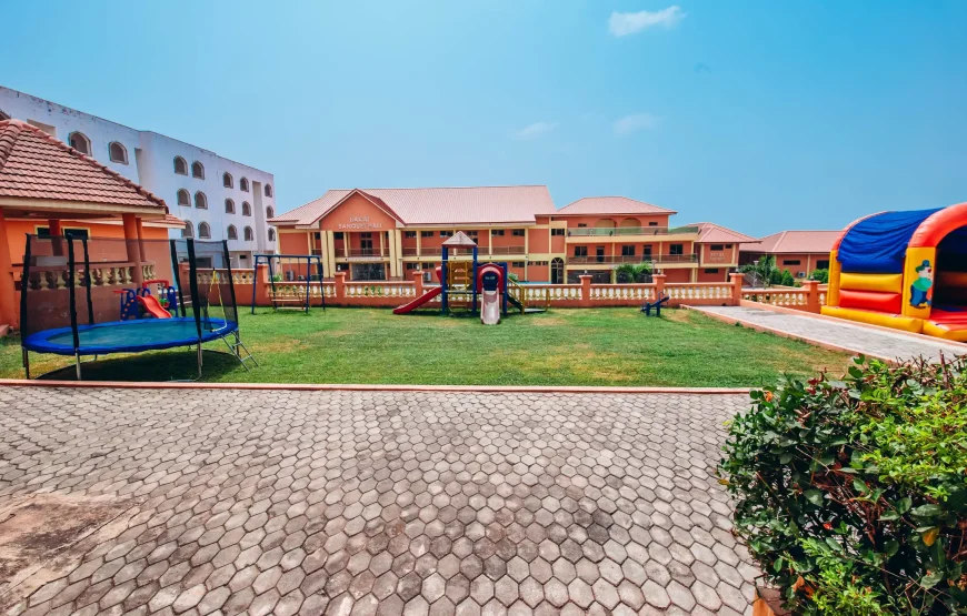 MAC-DIC ROYAL PLAZA HOTEL