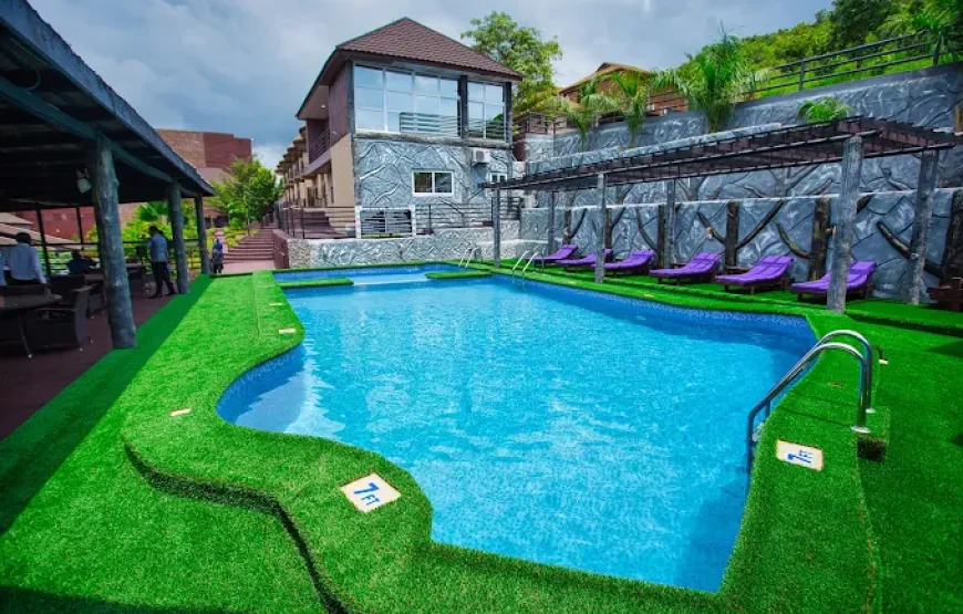VOLTA SERENE HOTEL