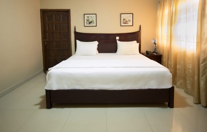 MOUNT PLEASANT INNS & APARTMENT