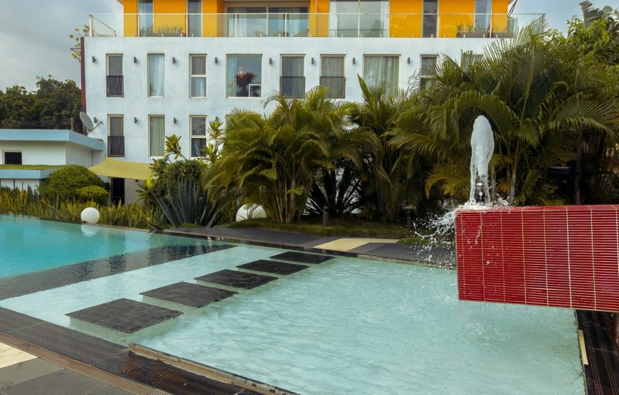 RED MANGO HOTEL & APARTMENT