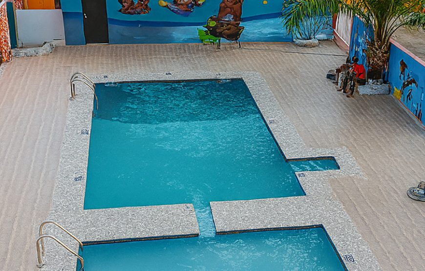 KIKI’S COURT RESORT