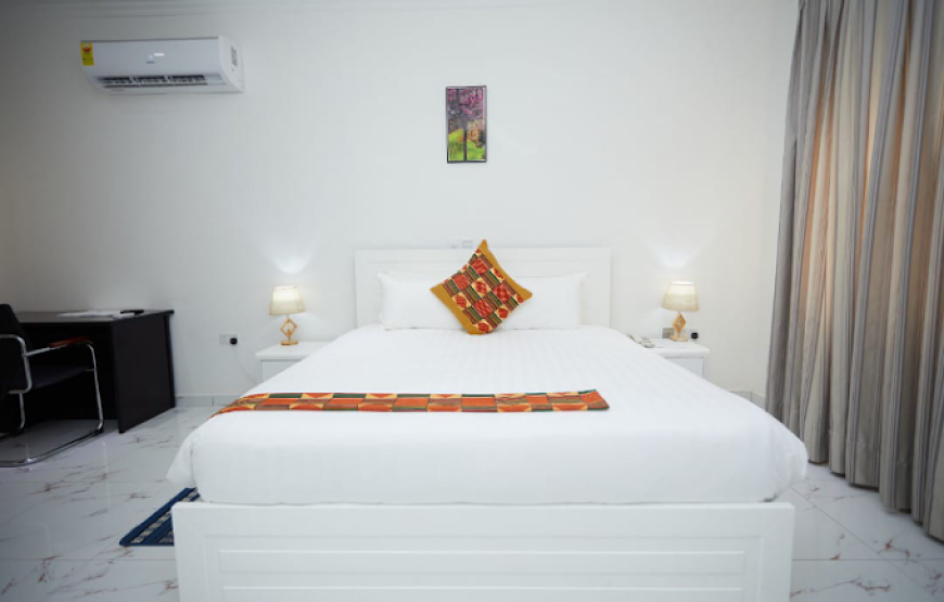 ROYAL COSY HILLS HOTEL