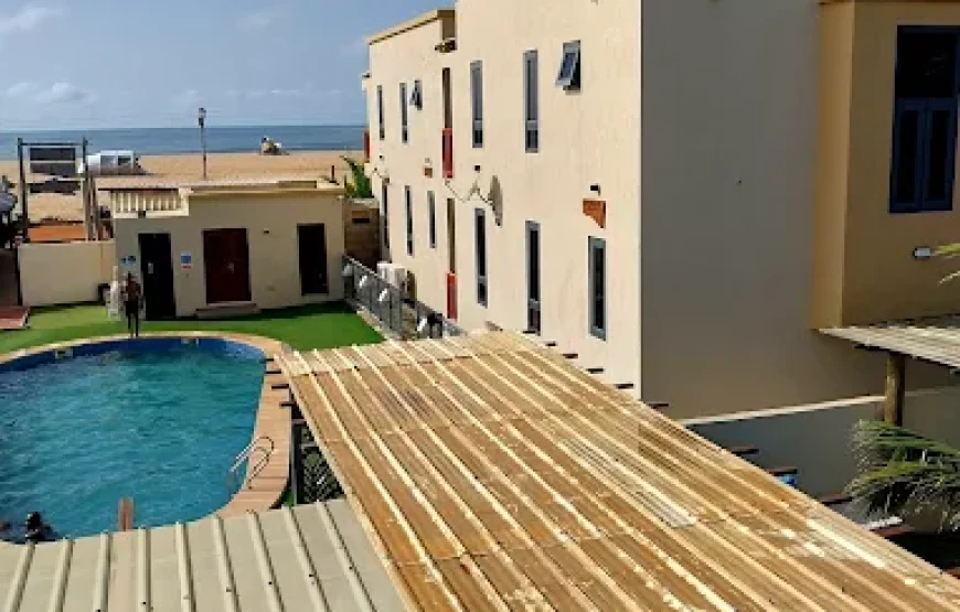 REDDINGTON BEACH RESORT