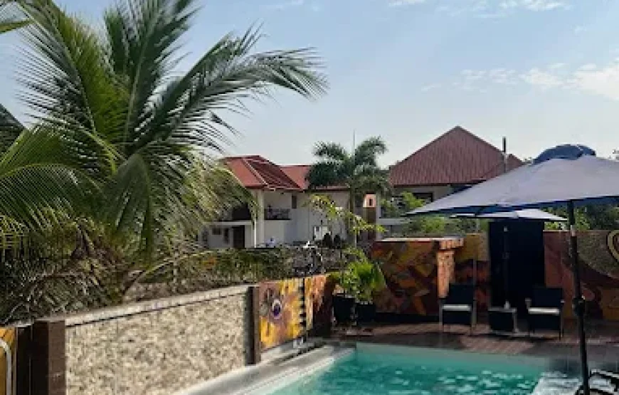 KOKO PALM INN