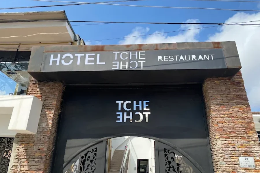 TCHETCHE HOTEL & RESTAURANT