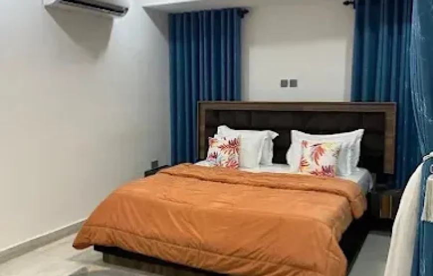 REDDINGTON BEACH RESORT